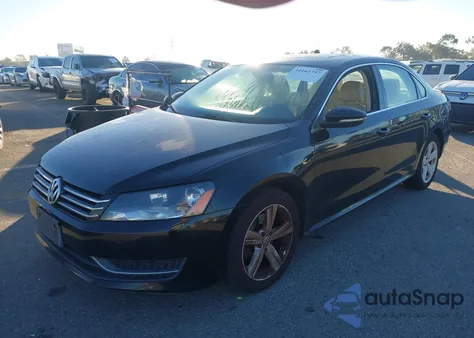 2012 Volkswagen Passat 2.5L Se из США, поврежденный, VIN 1VWBP7A39CC039885